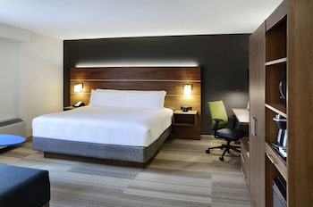 Standard Room, 1 King Bed (Extra Floor Space)