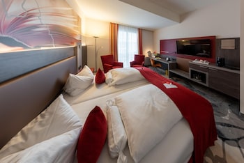 Standard Room, 1 Double Bed, Courtyard Area