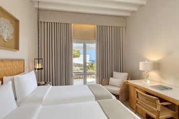 Room, Partial Sea View