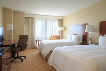 Room, 2 Double Beds, Lake View