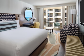 Club Room, 1 King Bed, Ocean View