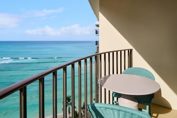 Club Room, 1 King Bed, Ocean View