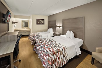 Deluxe Room, 2 Double Beds (Smoke Free)