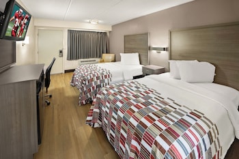 Deluxe Room, 2 Double Beds (Smoke Free)