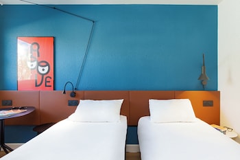 Standard Room, 2 Twin Beds