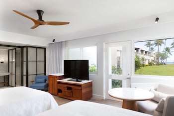 Room, 2 Double Beds, Ocean View