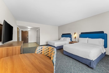 Room, 2 Queen Beds, Accessible, Non Smoking