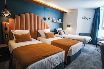 Triple Room, slope view