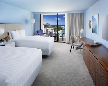 Room, 2 Queen Beds, Oceanfront (Diamond Head)
