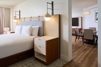 One Bedroom Ocean Front Suite