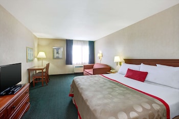 Deluxe Room, 1 King Bed