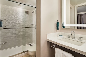 Studio Suite, 1 King Bed