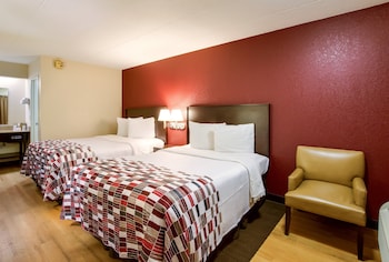 Deluxe Room, 2 Queen Beds, Non Smoking