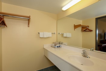 Standard Room, 2 Queen Beds