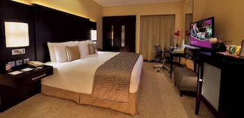 Suite, 1 Bedroom, Smoking