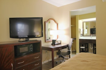 Standard Room, 1 King Bed, Non Smoking