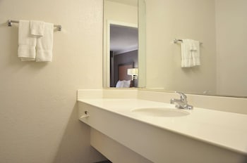 Deluxe Suite, Multiple Beds, Non Smoking (Deluxe Family Suite)