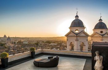 Penthouse, 1 King Bed (Villa Medici Suite)