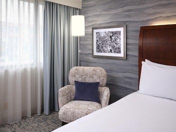 Room, 2 Queen Beds, City View