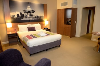 Executive Room, 1 Queen Bed
