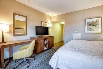 1 King Bed