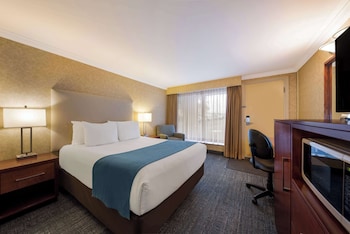 Standard Room, 1 Queen Bed, Non Smoking