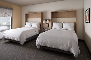 Standard Room, 2 Queen Beds (Top Floor)
