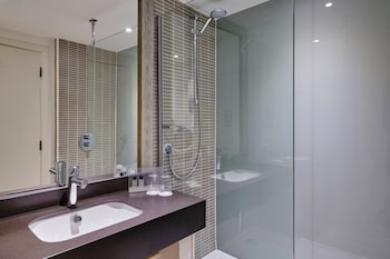 Premium Room, 2 Twin Beds (Stocked Minibar)