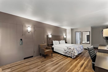 Superior Room, 1 King Bed, Non Smoking (Second Floor)