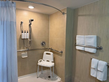 Standard Room, 1 King Bed, Accessible (Communications)