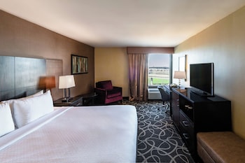 Standard Room, 1 King Bed, Accessible (Communications)
