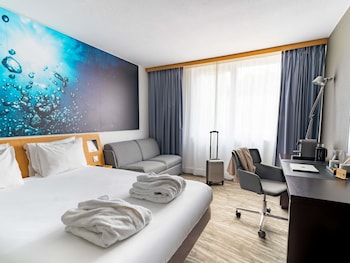 Superior Room, 1 Double Bed with Sofa bed
