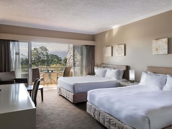 Deluxe Room, 2 Queen Beds