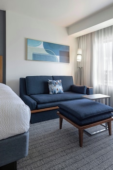 Room, Multiple Beds