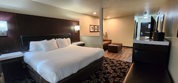 Standard Room, 1 King Bed with Sofa bed, Non Smoking