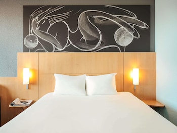 Standard Room, 1 Double Bed with Sofa bed