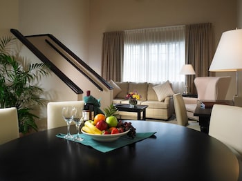 Majestic Suite with Sofa Sleeper