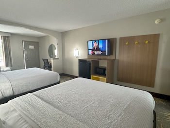 Standard Room, 2 Queen Beds
