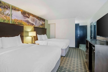 Room, 2 Queen Beds, Accessible, Non Smoking