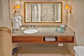 Deluxe Room, 2 Double Beds (High Floor)