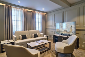 1 Bedroom Suite (Newly Refurbished)