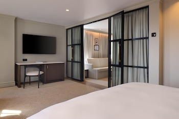 Suite, 1 Bedroom, Terrace
