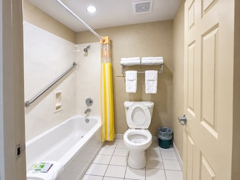 Studio Suite Kitchenette  2 Queen bed