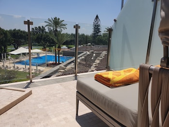 Deluxe Terrace Room