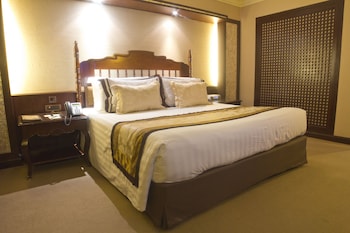 Sunrise Suite
