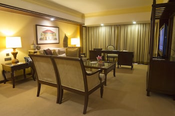 Sunrise Suite