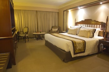 Tower Deluxe Room (2 Single Beds or 1 King Bed)