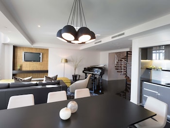 Penthouse, 1 King Bed, Balcony