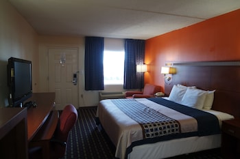 Standard Room, 1 King Bed