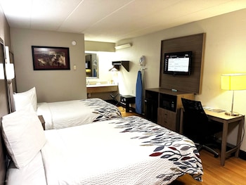 Deluxe Room, 2 Double Beds (Smoke Free)
